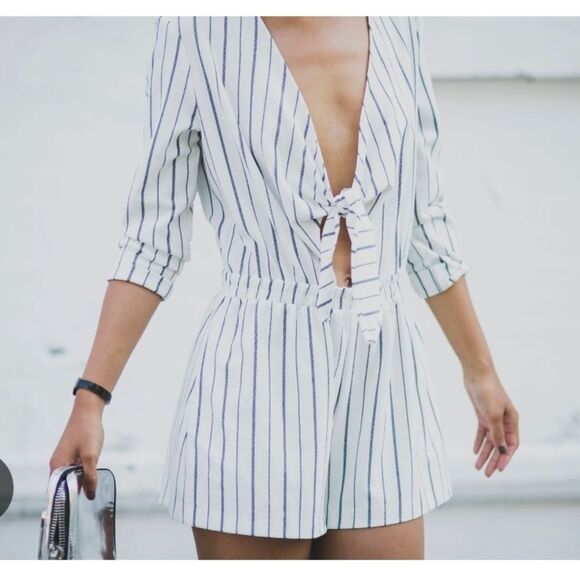 NWT H&M Cut Out Striped Romper In White And Black Size 12 - Picture 11 of 12